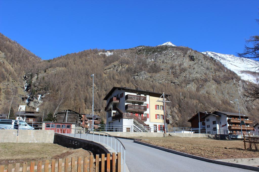 Haus Alpenblick Apartman Saas-Grund Kültér fotó